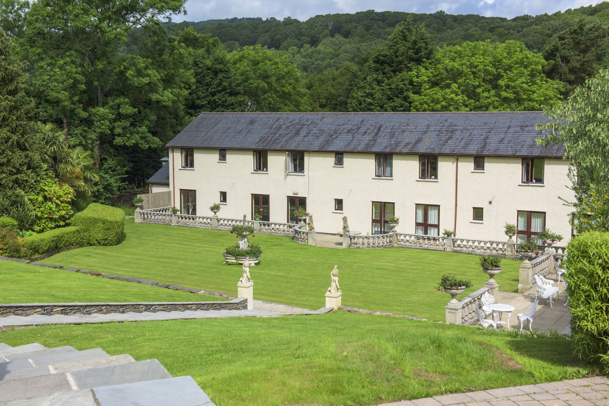 Newby Bridge Hotel Exterior photo